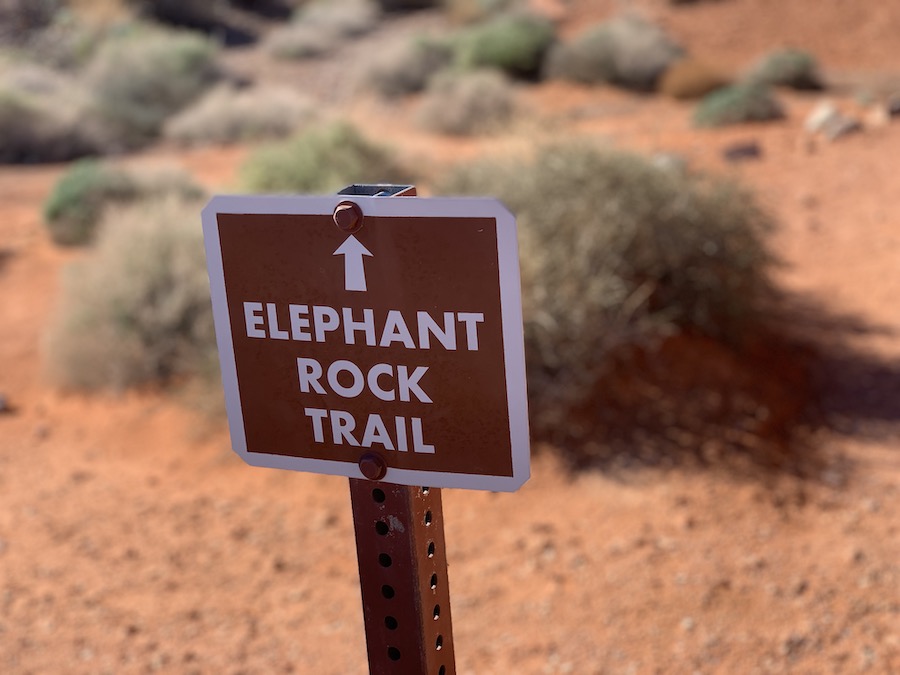 Trail sign indicating which way to Elephant Rock trail